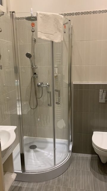 Apartment_Tulip_bathroom3